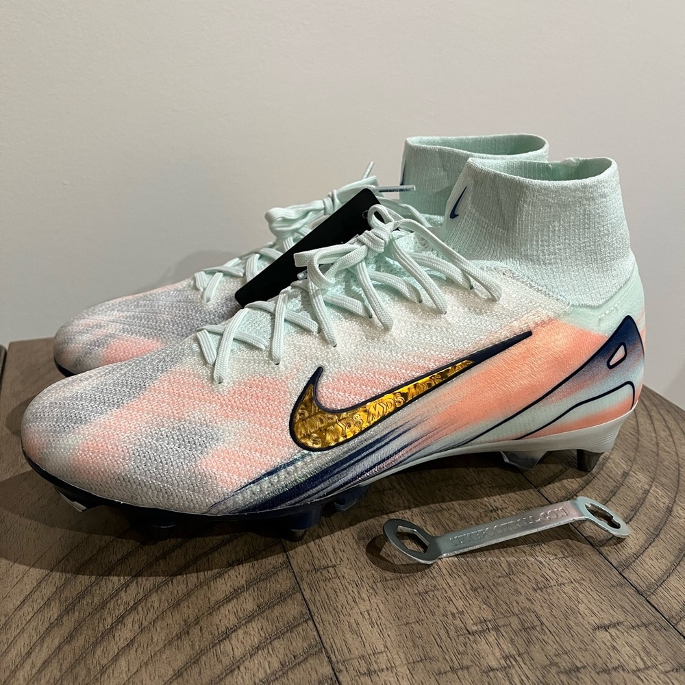 Nike Superfly 10 Elite Mercurial Dream Speed CR7 SG Men’s 9 Soccer Cleats HQ2678